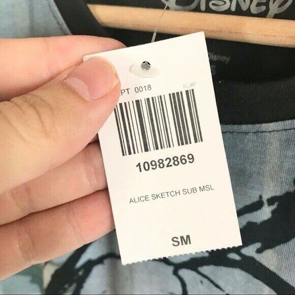 Disney NWT Junior Small Alice In Wonderland Watercolor Black Sketch Tank Top - Picture 5 of 8